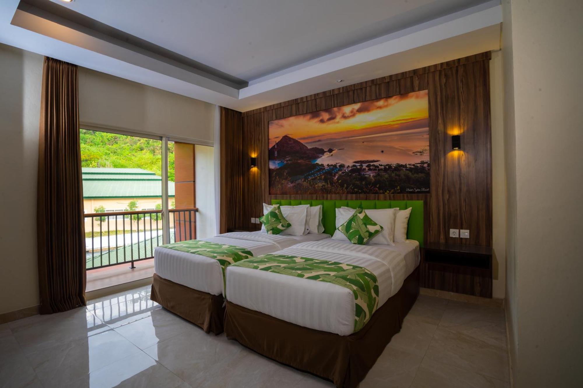 Sylvia Hotel & Resort Komodo Labuan Bajo Exteriör bild