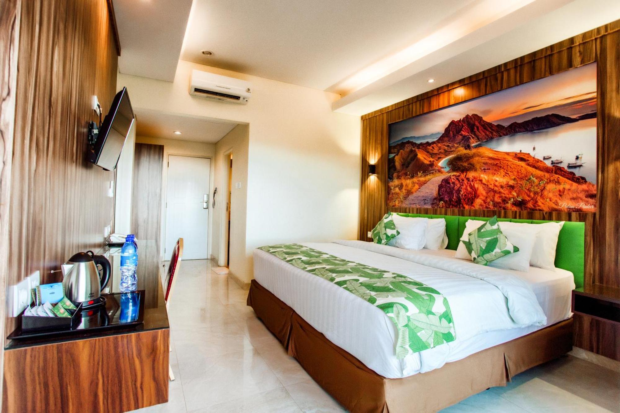 Sylvia Hotel & Resort Komodo Labuan Bajo Exteriör bild