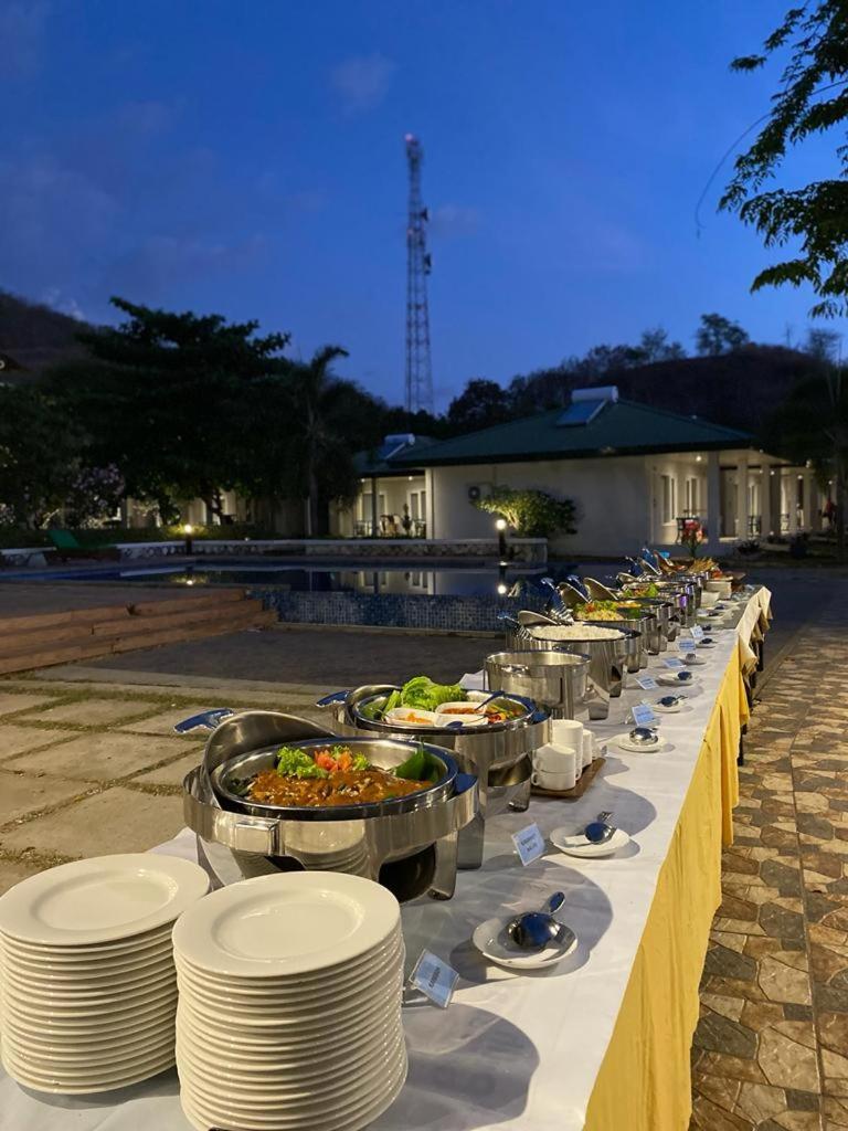 Sylvia Hotel & Resort Komodo Labuan Bajo Exteriör bild